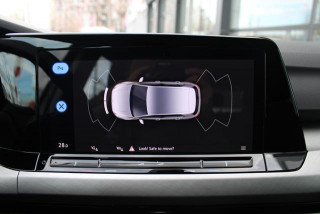 Volkswagen Golf 8 2.0 TDI Life 