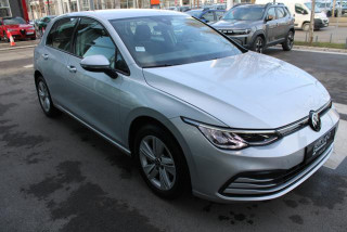 Volkswagen Golf 8 2.0 TDI Life 
