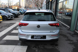 Volkswagen Golf 8 2.0 TDI Life 