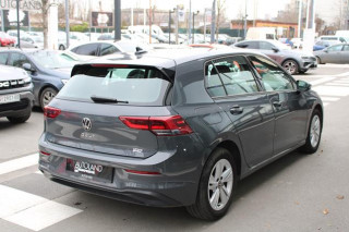Volkswagen Golf 8 1.0 TSI Life 