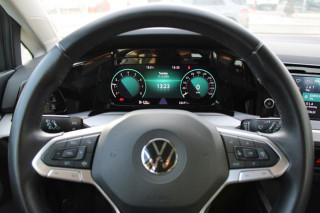 Volkswagen Golf 8 1.0 TSI Life 