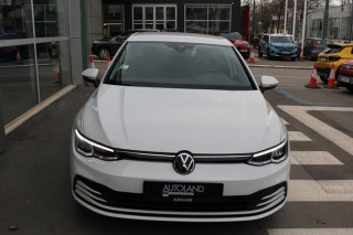 Volkswagen Golf 8 1.0 TSI Life 