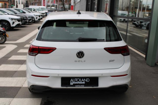 Volkswagen Golf 8 1.0 TSI Life 
