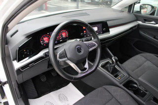 Volkswagen Golf 8 1.0 TSI Life 