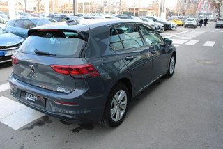 Volkswagen Golf 8 2.0 TDI Life 