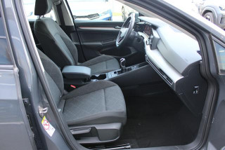Volkswagen Golf 8 2.0 TDI Life 