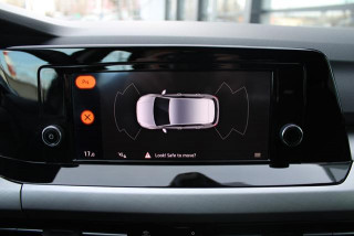 Volkswagen Golf 8 2.0 TDI Life 