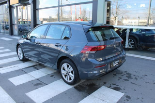 Volkswagen Golf 8 2.0 TDI Life 