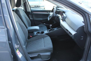 Volkswagen Golf 8 2.0 TDI Life 