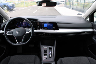 Volkswagen Golf 8 2.0 TDI DSG Life 