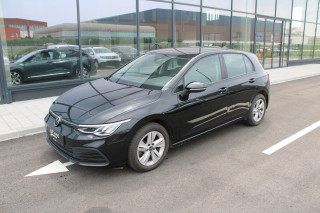 Volkswagen Golf 8 2.0 TDI DSG Life 