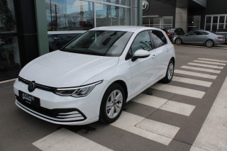Volkswagen Golf 8 2.0 TDI Life 