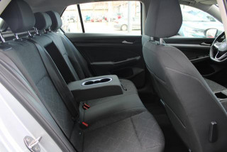 Volkswagen Golf 8 2.0 TDI Life 