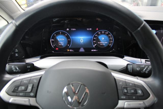 Volkswagen Golf 8 2.0 TDI Life 