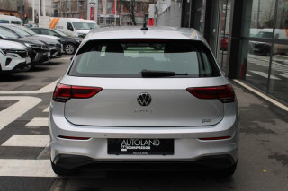 Volkswagen Golf 8 1.0 TSI Life 