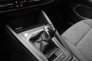 Volkswagen Golf 8 1.0 TSI Life 