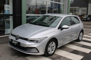 Volkswagen Golf 8 1.0 TSI Life 