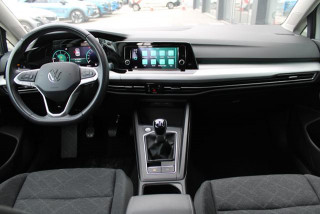 Volkswagen Golf 8 2.0 TDI Life 