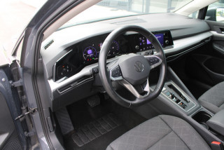 Volkswagen Golf 8 2.0 TDI DSG Life 