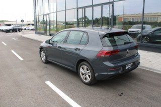 Volkswagen Golf 8 2.0 TDI DSG Life 