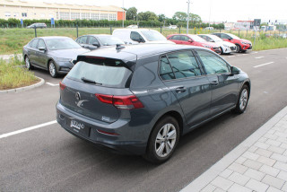 Volkswagen Golf 8 2.0 TDI DSG Life 