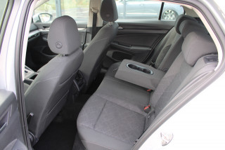 Volkswagen Golf 8 2.0 TDI DSG Life 