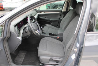 Volkswagen Golf 8 2.0 TDI Life 