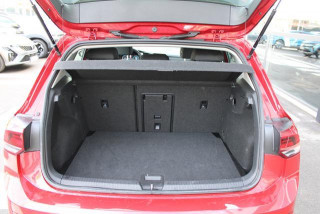 Volkswagen Golf 8 2.0 TDI Life 