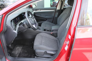 Volkswagen Golf 8 2.0 TDI Life 