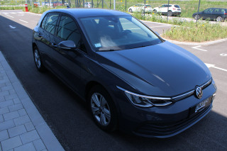 Volkswagen Golf 8 2.0 TDI DSG Life 