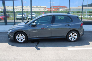 Volkswagen Golf 8 2.0 TDI DSG Life 