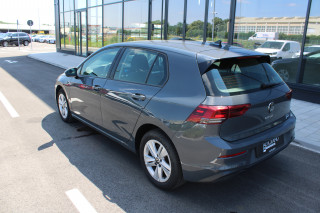 Volkswagen Golf 8 2.0 TDI DSG Life 