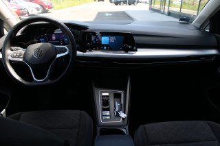 Volkswagen Golf 8 2.0 TDI DSG Life 