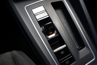 Volkswagen Golf 8 2.0 TDI DSG Life 