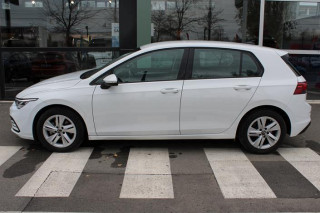 Volkswagen Golf 8 1.0 TSI Life 
