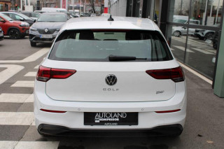 Volkswagen Golf 8 1.0 TSI Life 