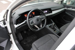 Volkswagen Golf 8 1.0 TSI Life 