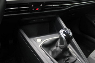 Volkswagen Golf 8 1.0 TSI Life 