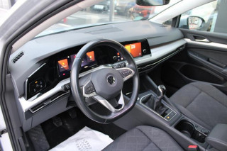 Volkswagen Golf 8 1.0 TSI Life 