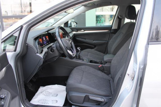 Volkswagen Golf 8 1.0 TSI Life 