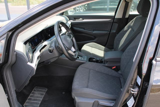 Volkswagen Golf 8 2.0 TDI DSG Life 