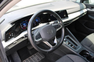 Volkswagen Golf 8 2.0 TDI DSG Life 