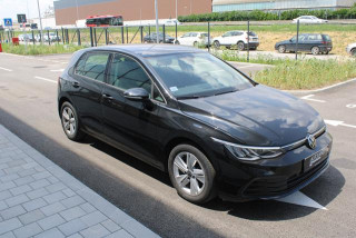 Volkswagen Golf 8 2.0 TDI DSG Life 