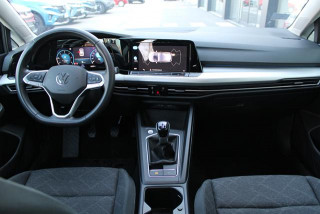 Volkswagen Golf 8 2.0 TDI Life 