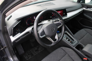 Volkswagen Golf 8 2.0 TDI DSG Life 