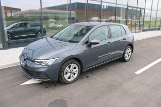 Volkswagen Golf 8 2.0 TDI DSG Life 