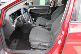 Volkswagen Golf 8 2.0 TDI Life 