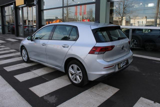 Volkswagen Golf 8 2.0 TDI Life 