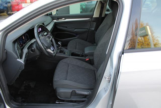 Volkswagen Golf 8 2.0 TDI Life 