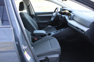 Volkswagen Golf 8 2.0 TDI DSG Life 